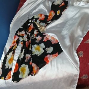 GB FLORAL PRINT ROMPER size L